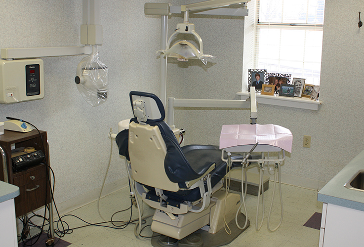 exam room with patient pictures